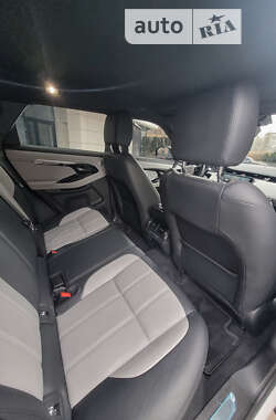 Внедорожник / Кроссовер Land Rover Range Rover Evoque 2022 в 