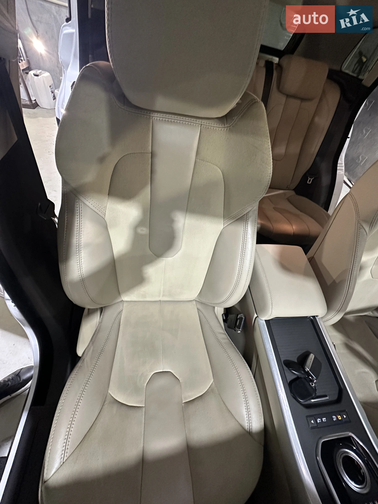 2014 Land Rover Range Rover Evoque - мініатюра 27