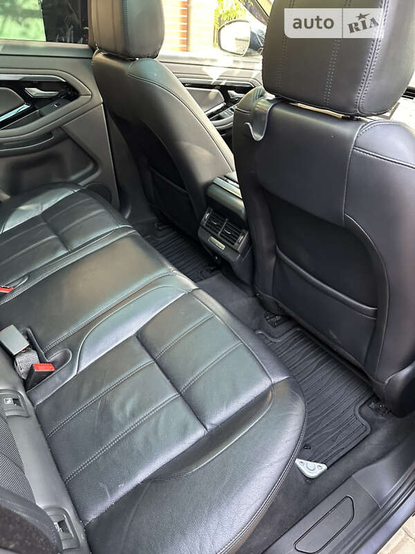 Внедорожник / Кроссовер Land Rover Range Rover Evoque 2019 в Черноморске