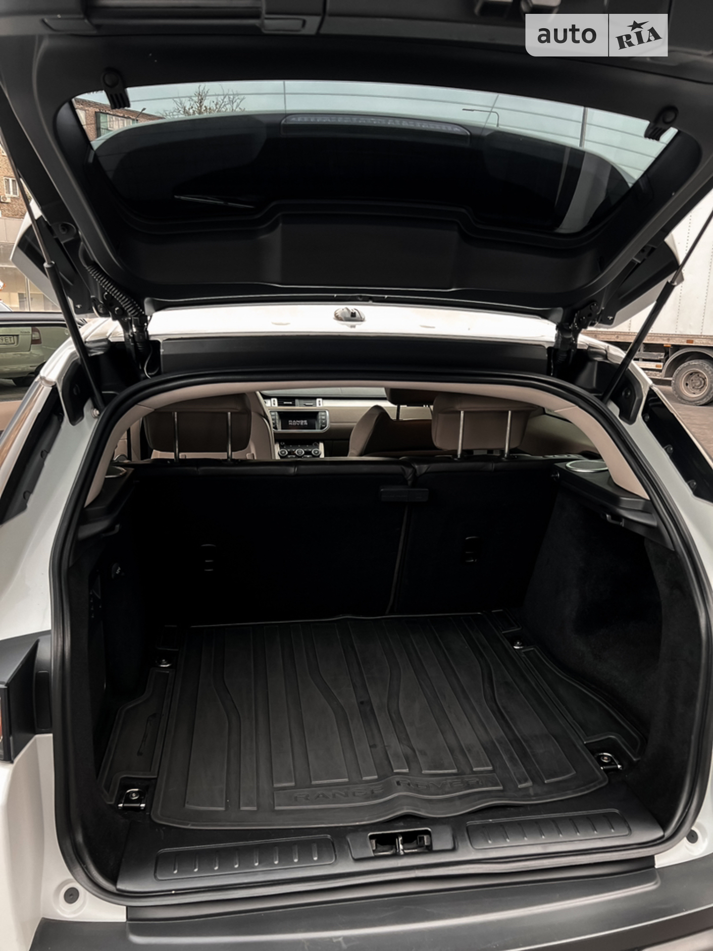 2012 Land Rover Range Rover Evoque - мініатюра 24