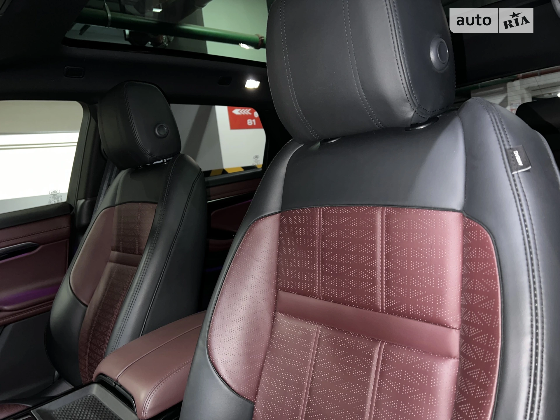 2020 Land Rover Range Rover Evoque - мініатюра 43