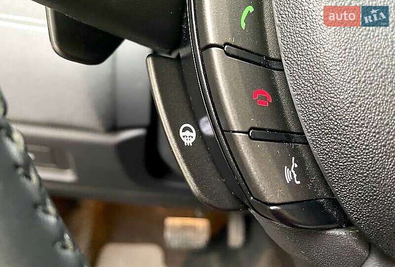 Позашляховик / Кросовер Land Rover Range Rover Evoque 2018 в Києві