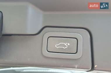 Внедорожник / Кроссовер Land Rover Range Rover Evoque 2012 в 