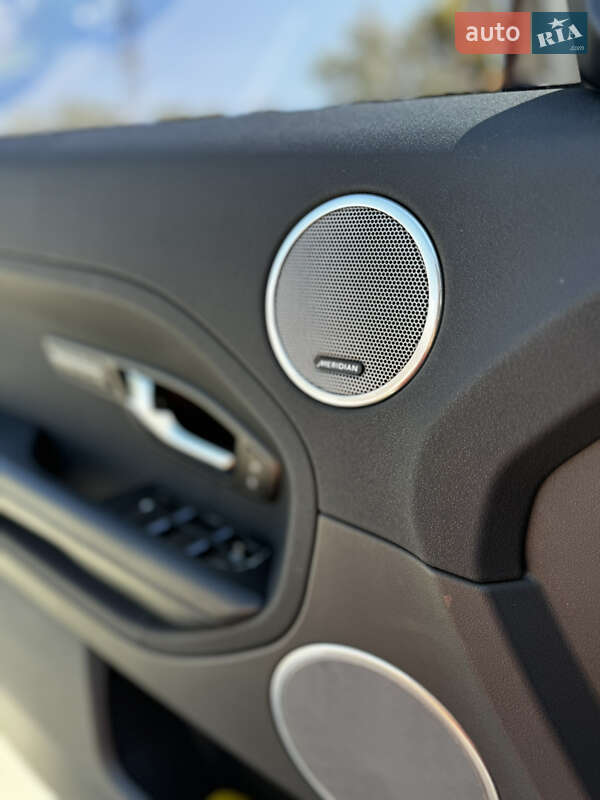 Внедорожник / Кроссовер Land Rover Range Rover Evoque 2015 в Одессе фото 18 Внедорожник / Кроссовер Land Rover Range Rover Evoque 2015 в Одессе