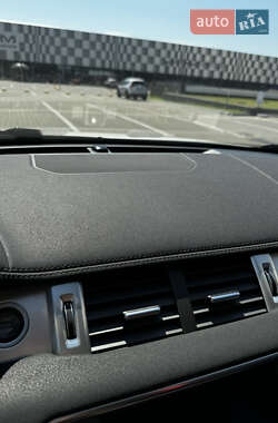 Внедорожник / Кроссовер Land Rover Range Rover Evoque 2015 в 