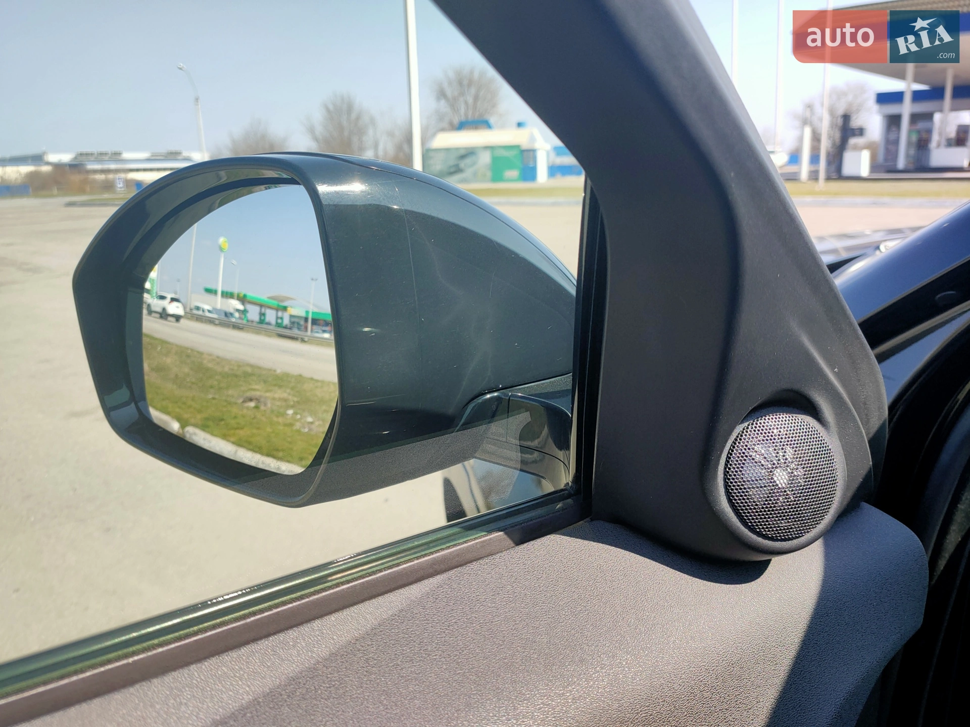 2014 Land Rover Range Rover Evoque - мініатюра 29