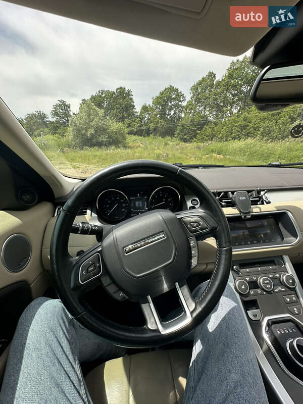 Внедорожник / Кроссовер Land Rover Range Rover Evoque 2016 в Черновцах