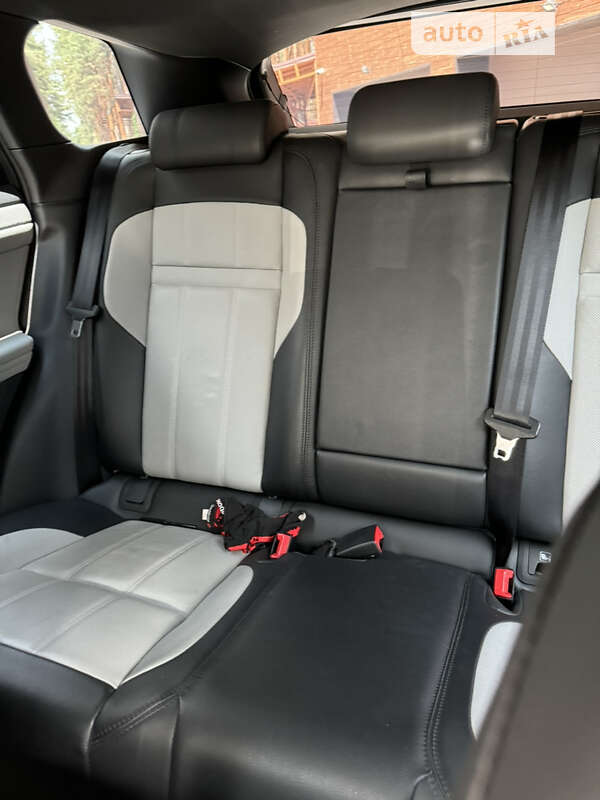 Внедорожник / Кроссовер Land Rover Range Rover Evoque 2021 в Киеве