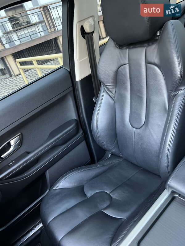 Внедорожник / Кроссовер Land Rover Range Rover Evoque 2014 в Одессе