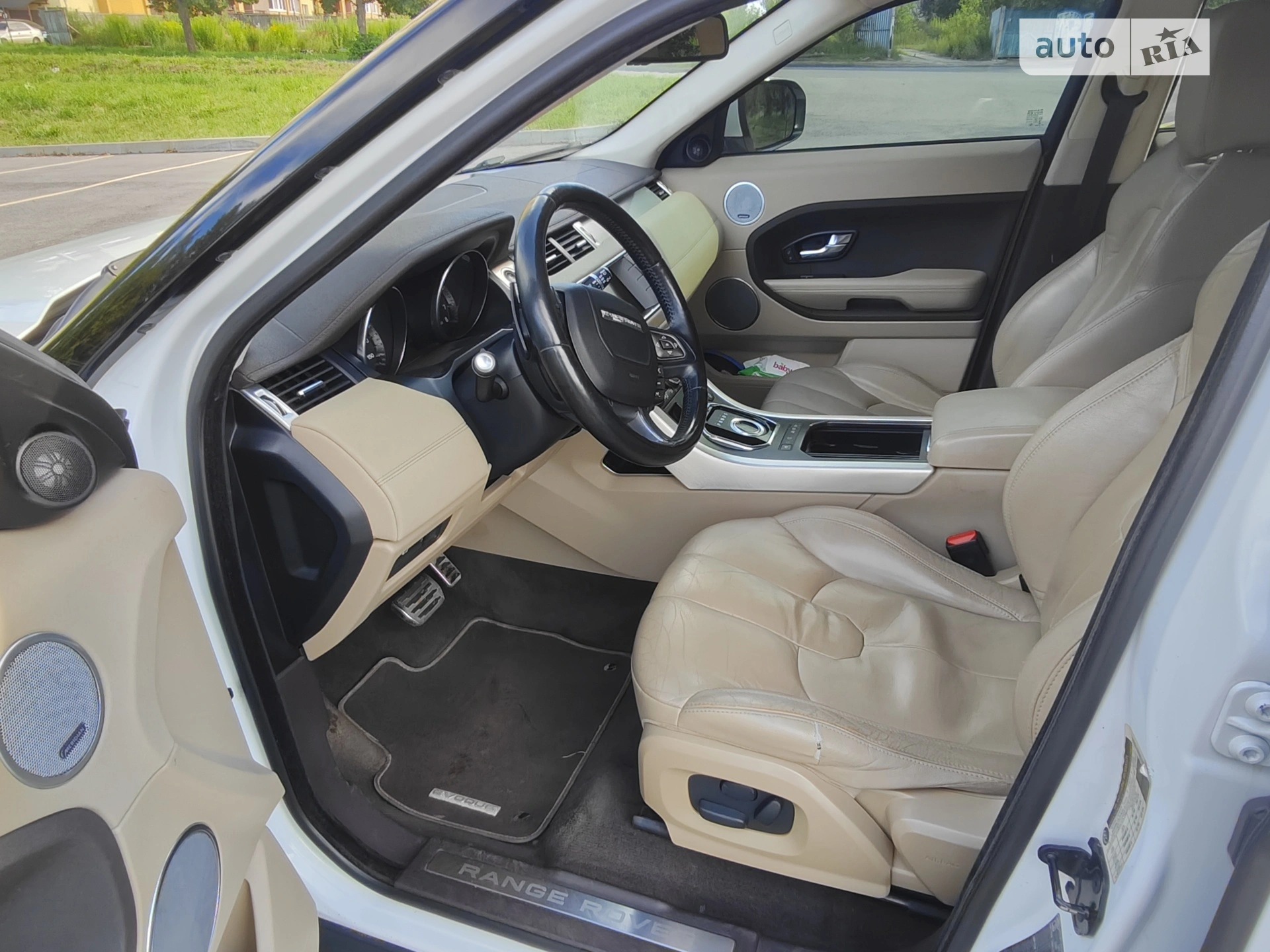 2012 Land Rover Range Rover Evoque - мініатюра 11