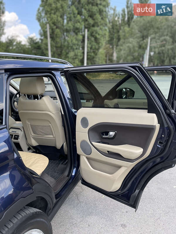 Внедорожник / Кроссовер Land Rover Range Rover Evoque 2015 в Кривом Роге