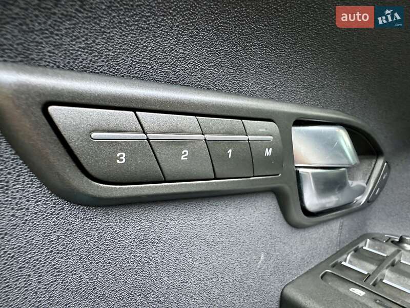 Внедорожник / Кроссовер Land Rover Range Rover Evoque 2011 в Одессе