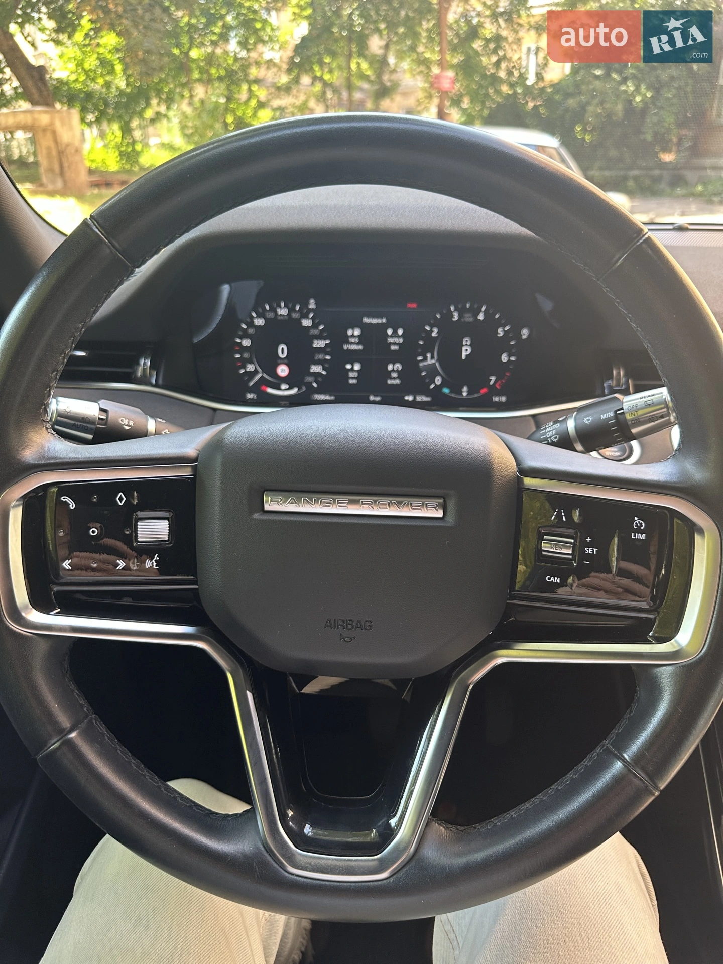 2021 Land Rover Range Rover Evoque - мініатюра 2