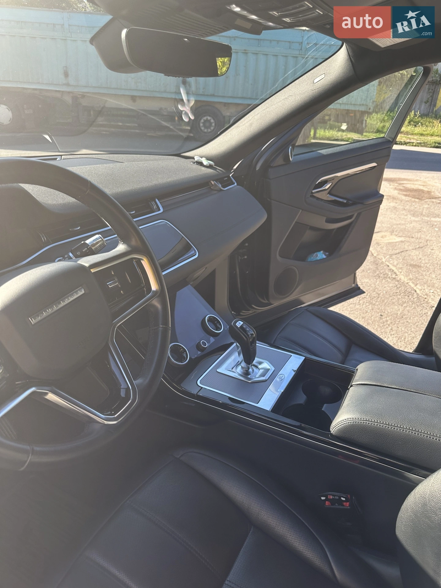 2021 Land Rover Range Rover Evoque - мініатюра 16