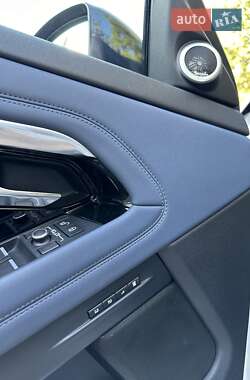 Внедорожник / Кроссовер Land Rover Range Rover Evoque 2019 в 