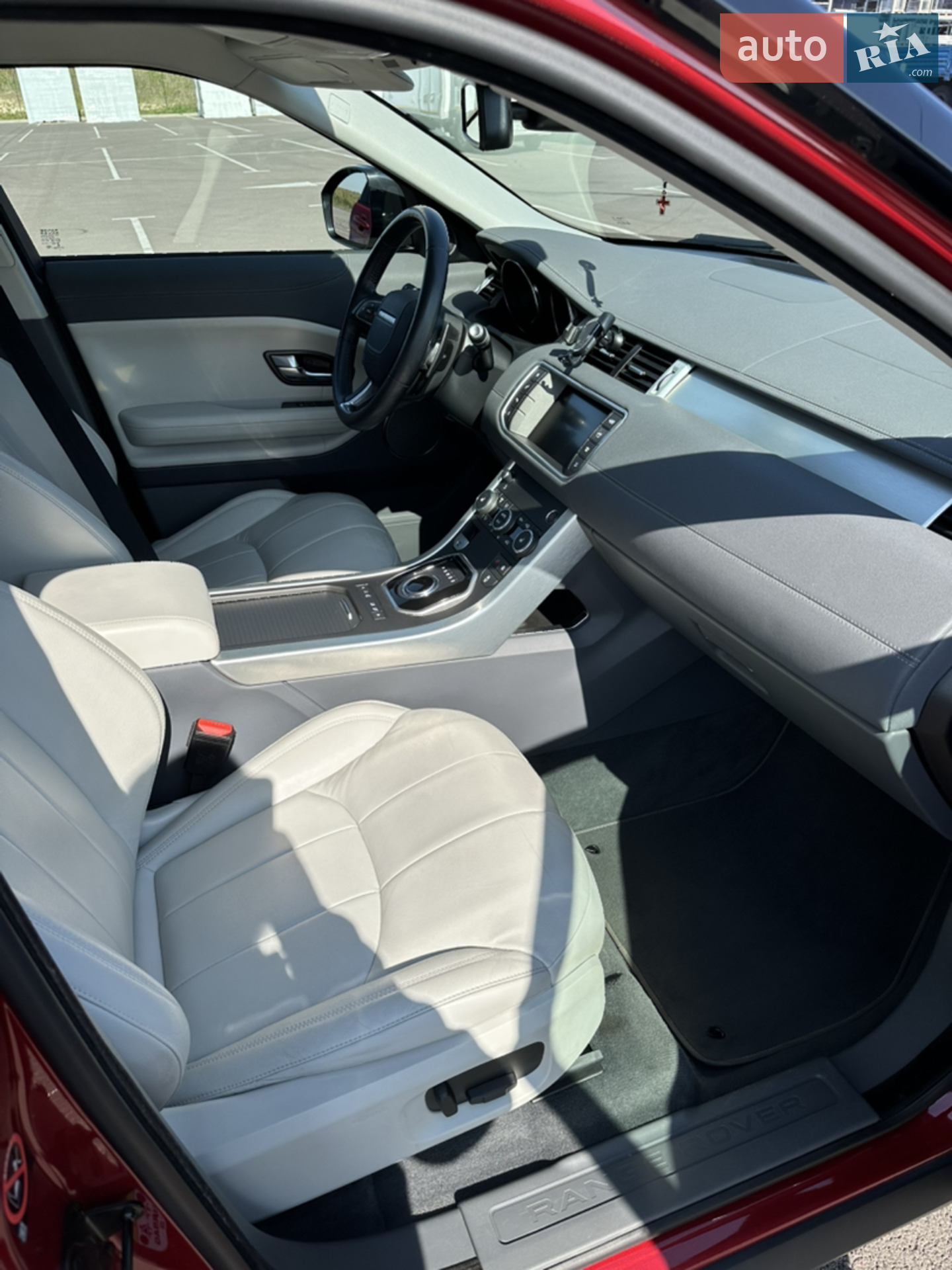 2018 Land Rover Range Rover Evoque - мініатюра 12