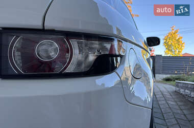Внедорожник / Кроссовер Land Rover Range Rover Evoque 2011 в 