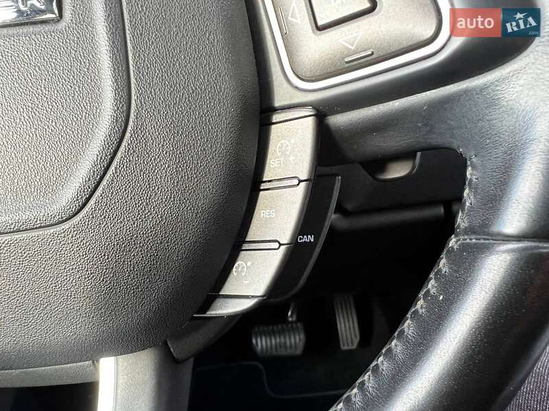 Позашляховик / Кросовер Land Rover Range Rover Evoque 2018 в Києві