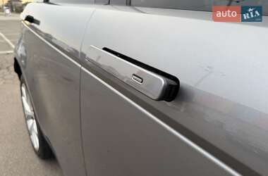 Внедорожник / Кроссовер Land Rover Range Rover Evoque 2019 в 