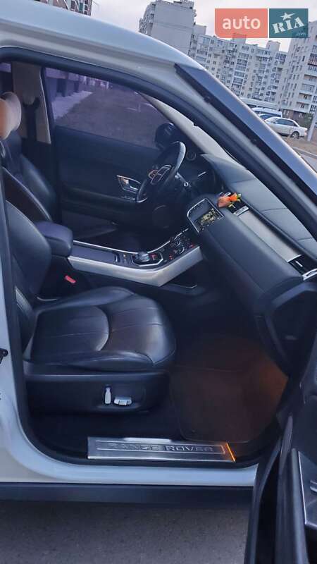 Позашляховик / Кросовер Land Rover Range Rover Evoque 2016 в Чернігові фото 12 Позашляховик / Кросовер Land Rover Range Rover Evoque 2016 в Чернігові