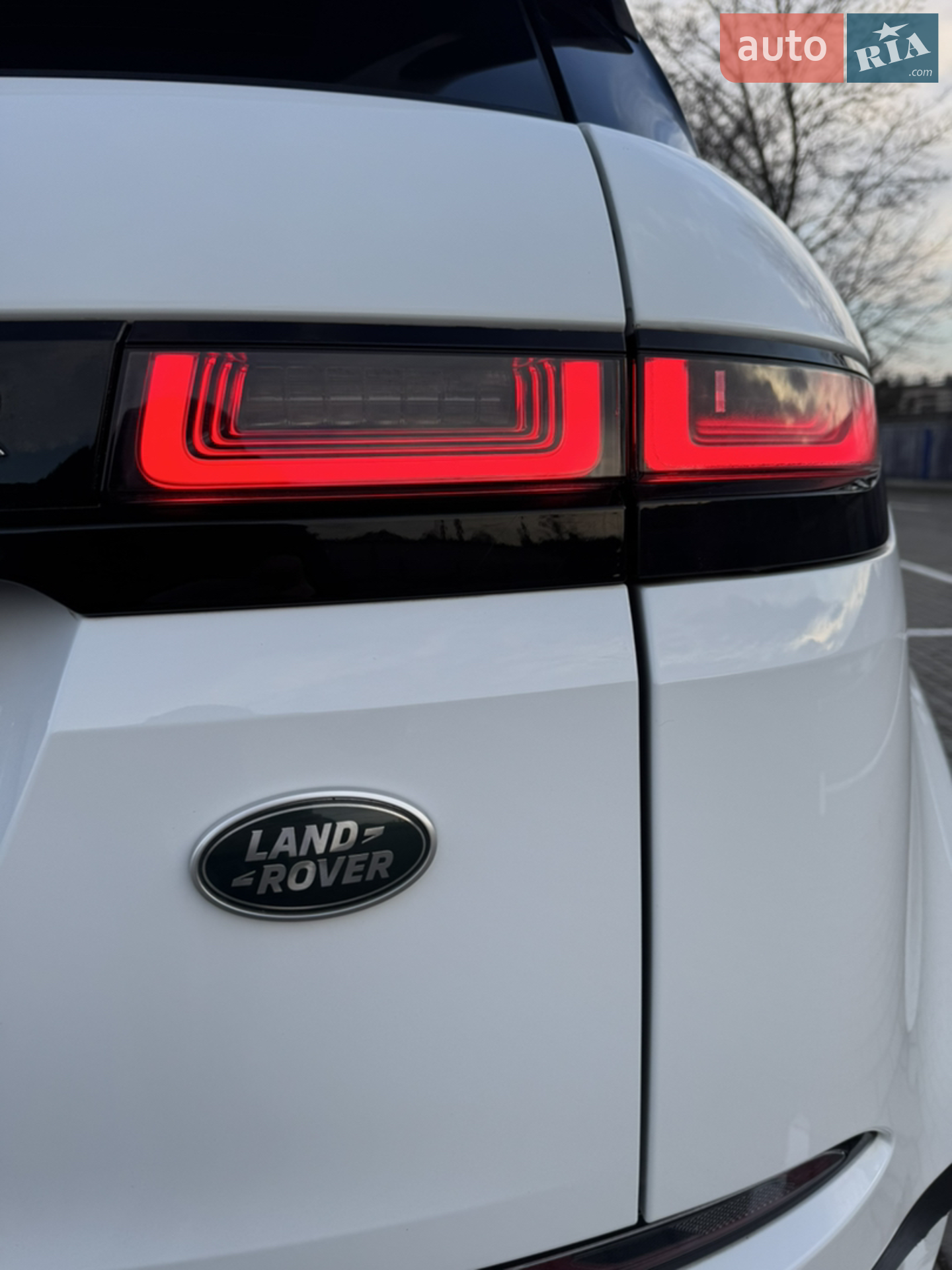 2019 Land Rover Range Rover Evoque - мініатюра 25