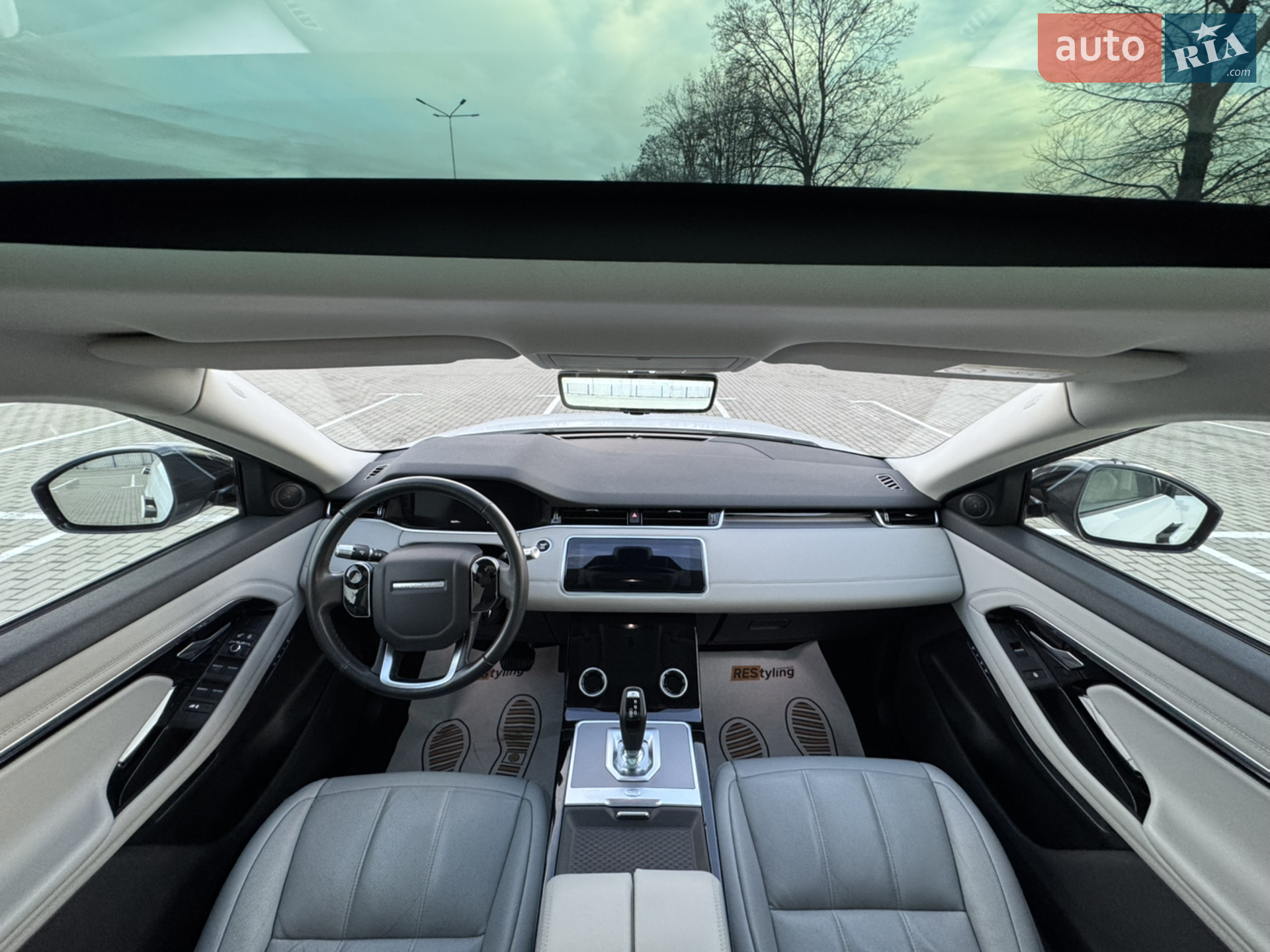 2019 Land Rover Range Rover Evoque - мініатюра 41
