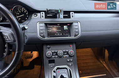 Внедорожник / Кроссовер Land Rover Range Rover Evoque 2017 в 