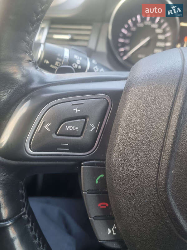 Позашляховик / Кросовер Land Rover Range Rover Evoque 2011 в Івано-Франківську