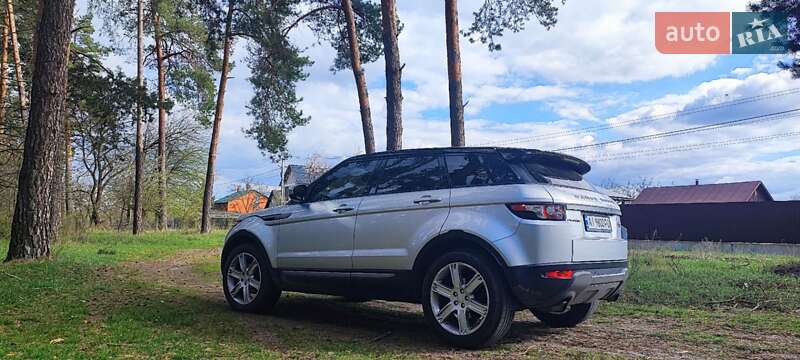 Внедорожник / Кроссовер Land Rover Range Rover Evoque 2015 в 