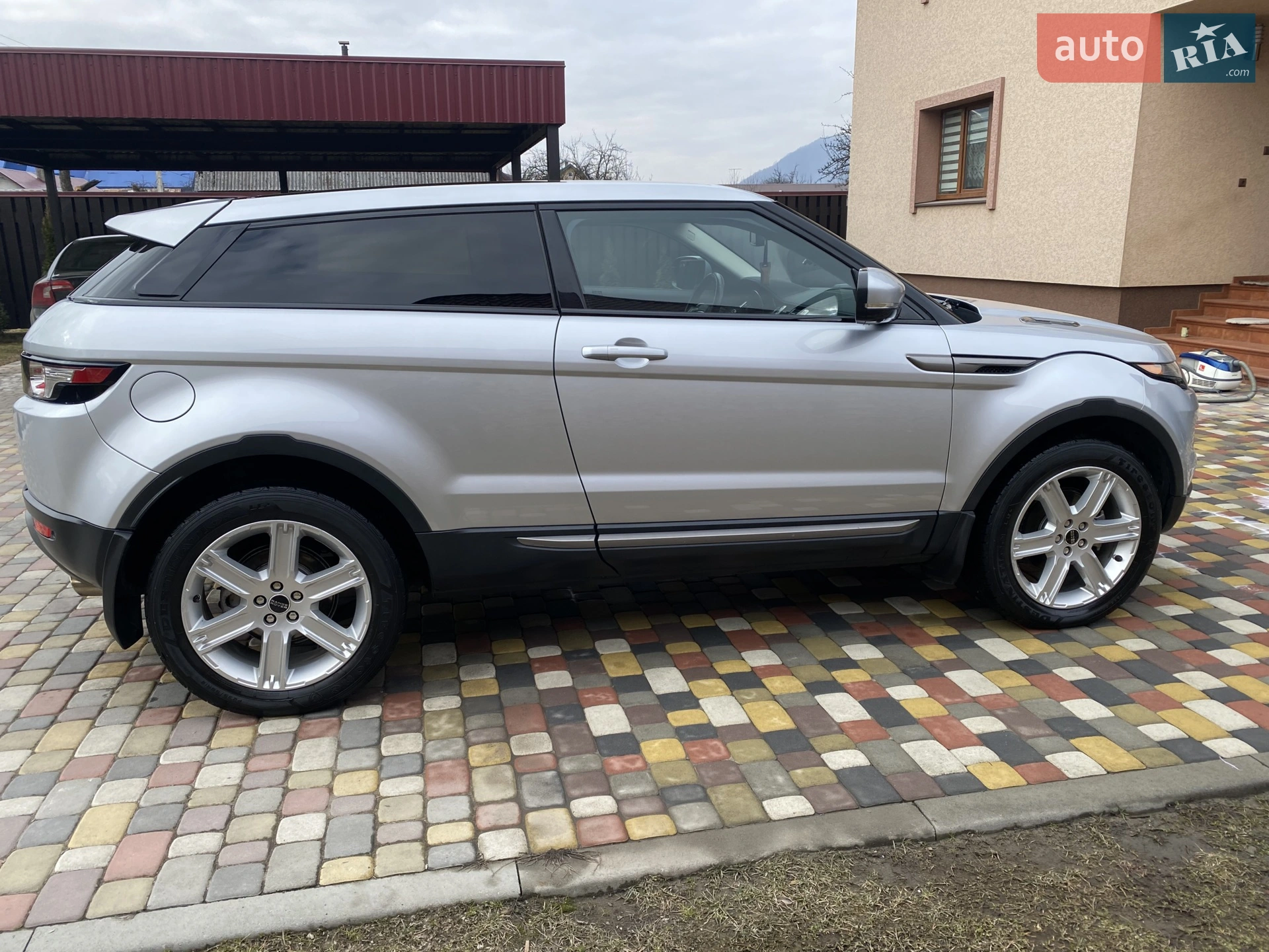 2011 Land Rover Range Rover Evoque - мініатюра 11