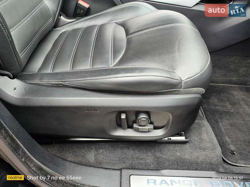 Внедорожник / Кроссовер Land Rover Range Rover Evoque 2015 в Ровно
