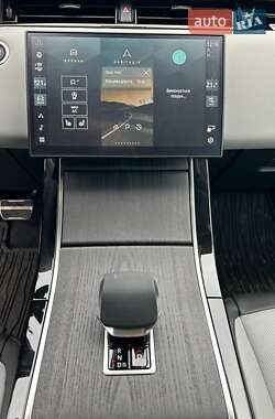 Позашляховик / Кросовер Land Rover Range Rover Evoque 2024 в 