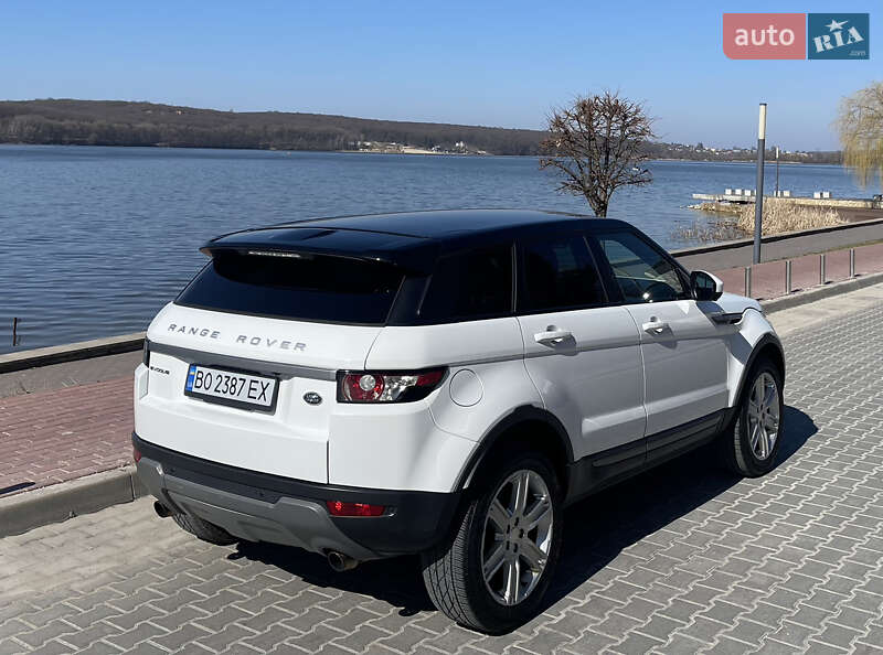 Внедорожник / Кроссовер Land Rover Range Rover Evoque 2015 в Тернополе