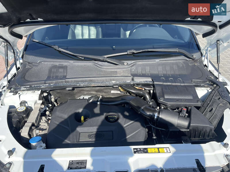 Внедорожник / Кроссовер Land Rover Range Rover Evoque 2015 в Тернополе