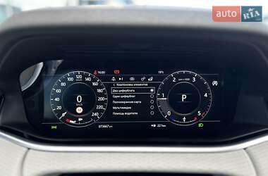 Внедорожник / Кроссовер Land Rover Range Rover Evoque 2019 в 
