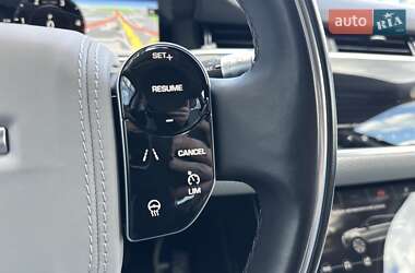 Внедорожник / Кроссовер Land Rover Range Rover Evoque 2019 в 