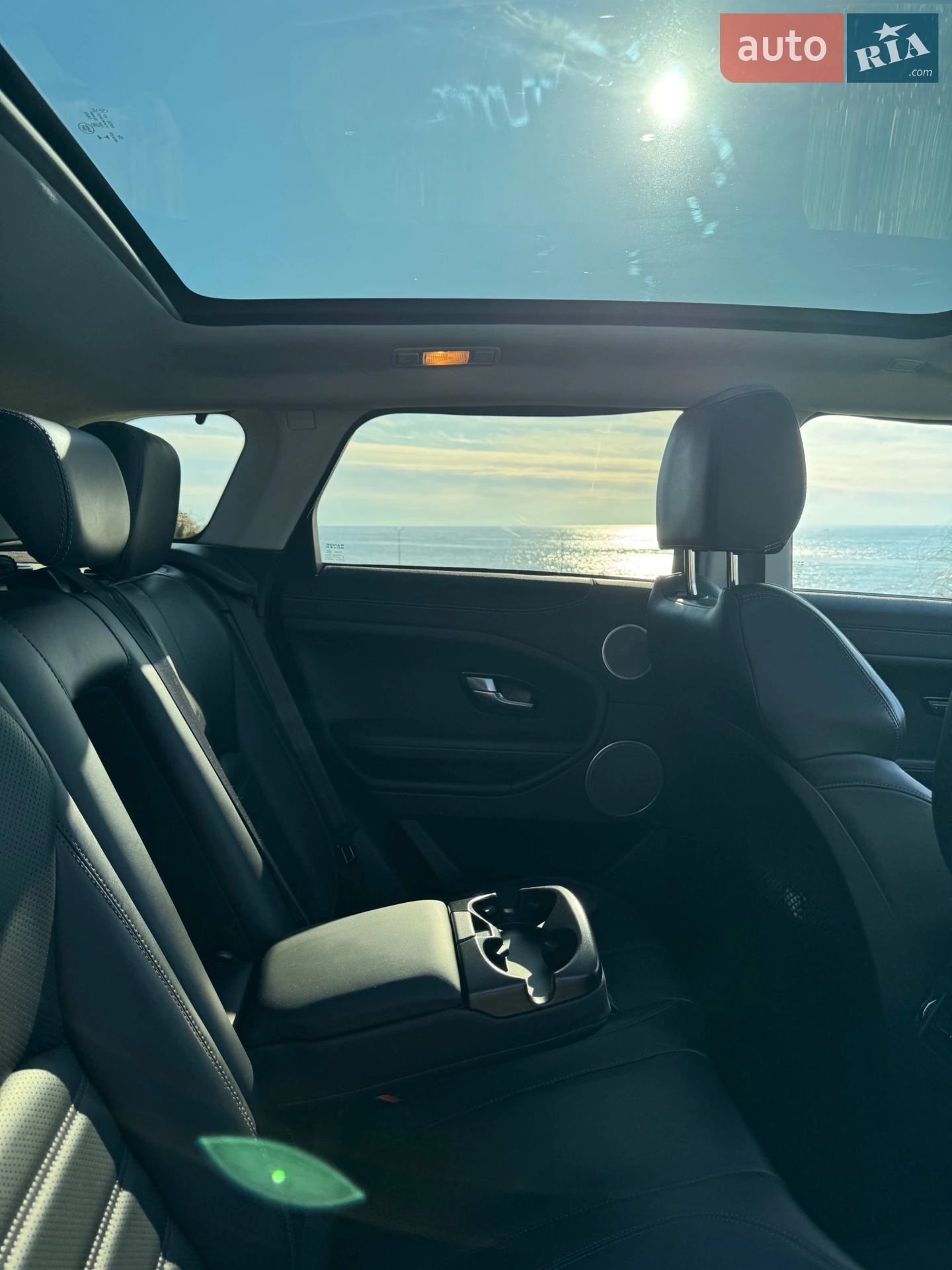 2015 Land Rover Range Rover Evoque - мініатюра 39