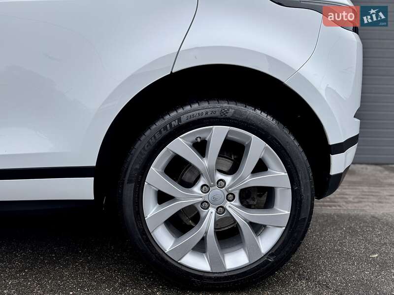 Внедорожник / Кроссовер Land Rover Range Rover Evoque 2020 в Киеве