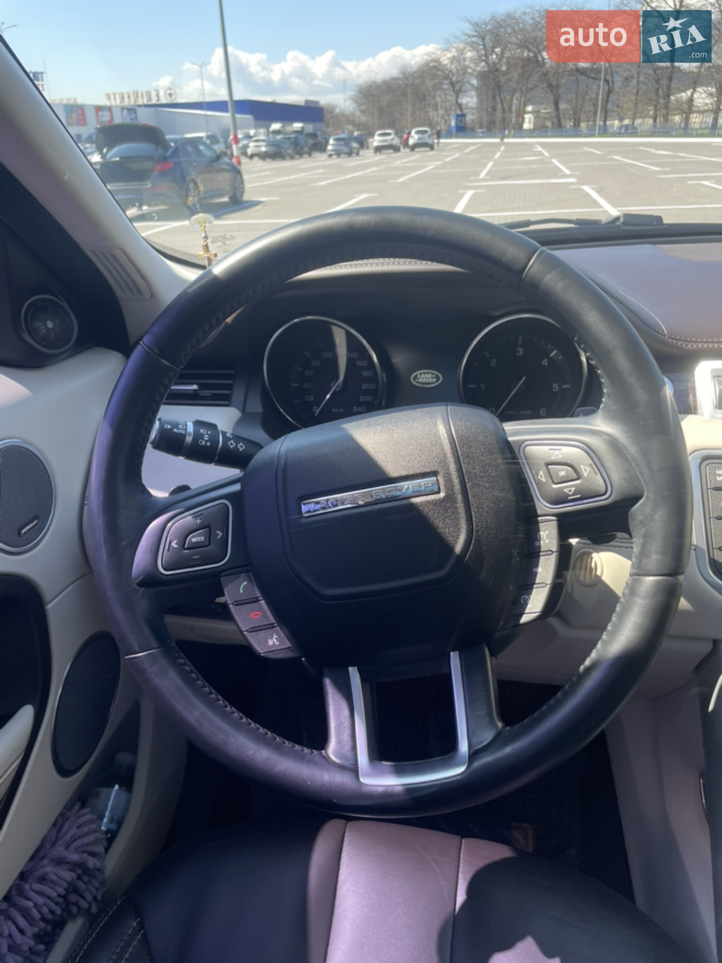 2014 Land Rover Range Rover Evoque - мініатюра 25
