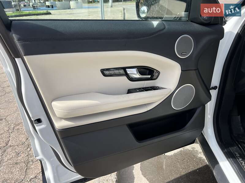 Позашляховик / Кросовер Land Rover Range Rover Evoque 2017 в Києві