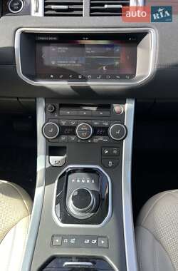 Внедорожник / Кроссовер Land Rover Range Rover Evoque 2017 в 