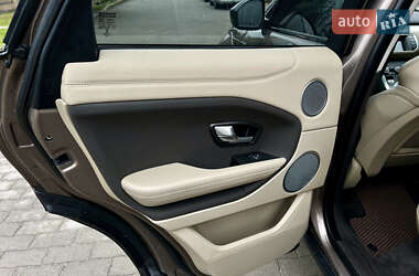 Внедорожник / Кроссовер Land Rover Range Rover Evoque 2015 в 