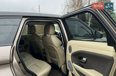 Внедорожник / Кроссовер Land Rover Range Rover Evoque 2015 в 