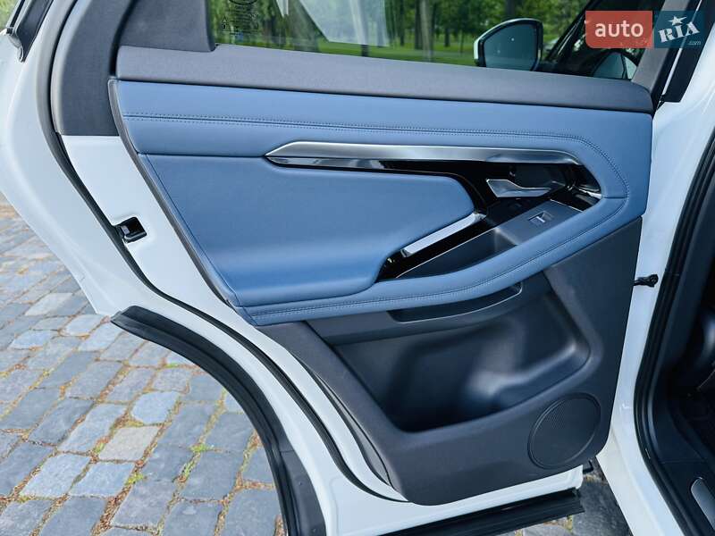 Внедорожник / Кроссовер Land Rover Range Rover Evoque 2019 в Киеве