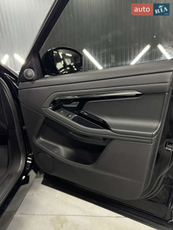 Внедорожник / Кроссовер Land Rover Range Rover Evoque 2020 в Киеве