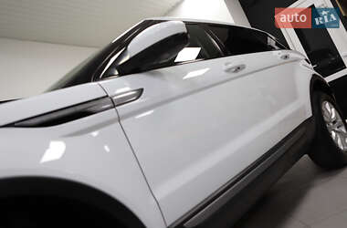 Внедорожник / Кроссовер Land Rover Range Rover Evoque 2015 в 