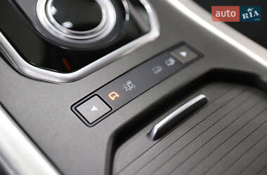Внедорожник / Кроссовер Land Rover Range Rover Evoque 2015 в 