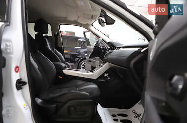 Внедорожник / Кроссовер Land Rover Range Rover Evoque 2015 в 