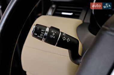 Внедорожник / Кроссовер Land Rover Range Rover Evoque 2019 в 