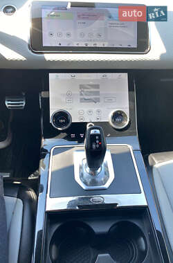 Внедорожник / Кроссовер Land Rover Range Rover Evoque 2020 в 